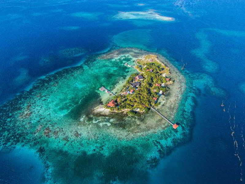 Hatchet Caye Island Resort (Adults Only) Placencia Exterior photo