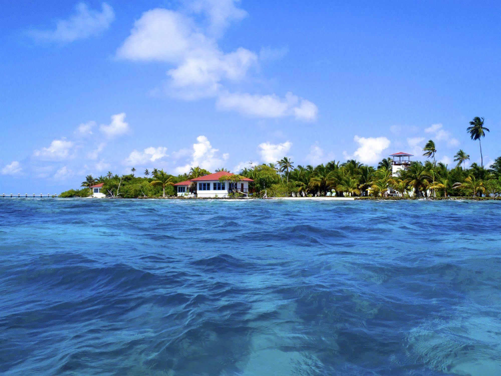 Hatchet Caye Island Resort (Adults Only) Placencia Exterior photo